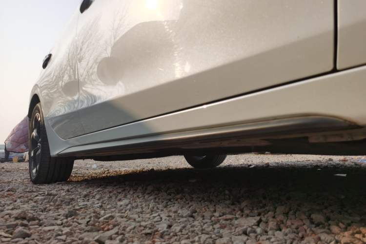 Used Honda Civic 2023 HATCHBACK 240TURBO CVT Extreme Edition Right Side Sill