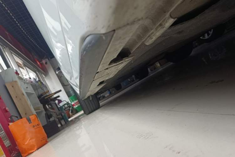 Used Honda Civic 2023 HATCHBACK 240TURBO CVT Extreme Edition Right Side Sill