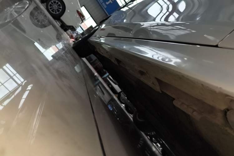 Used Honda Civic 2023 240TURBO CVT Dynamic · Center Stage Special Edition Right Side Sill