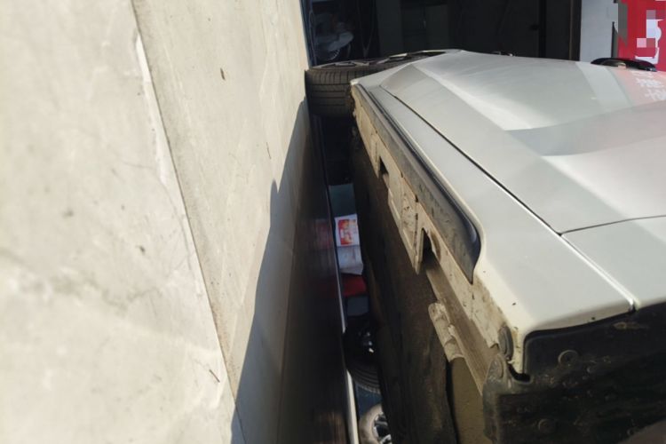 Used Honda Civic 2023 HATCHBACK 240TURBO Manual Extreme Edition Right Side Sill