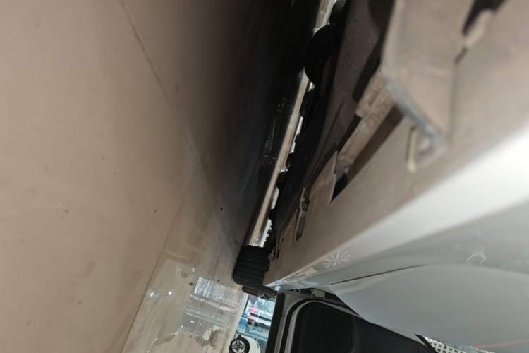 Used Honda Civic 2023 240TURBO CVT Dynamic Edition Right Side Sill