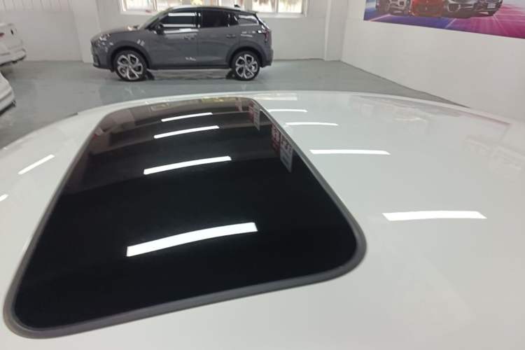 Used Honda Civic 2023 240TURBO CVT Dynamic · Center Stage Special Edition Roof