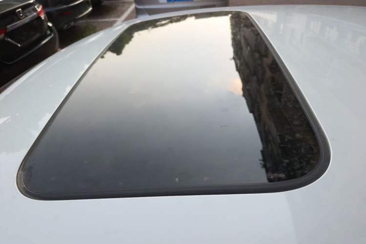 Used Honda Civic 2023 240TURBO CVT Dynamic Edition Roof