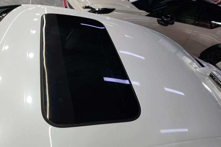 Used Honda Civic 2023 240TURBO CVT Dynamic Edition Roof