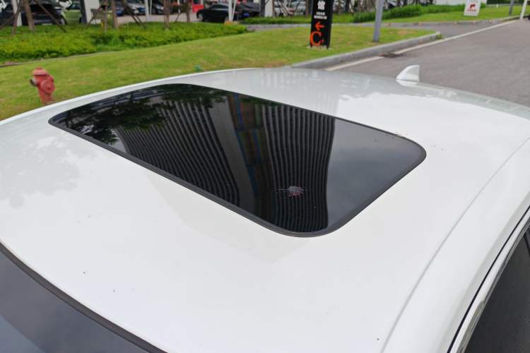 Used Honda Civic 2023 240TURBO CVT Dynamic Edition Roof