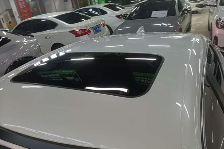 Used Honda Civic 2023 240TURBO CVT Dynamic Edition Roof