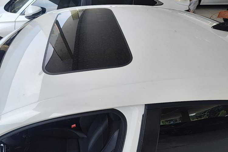 Used Honda Civic 2023 HATCHBACK 240TURBO CVT Extreme Edition Roof