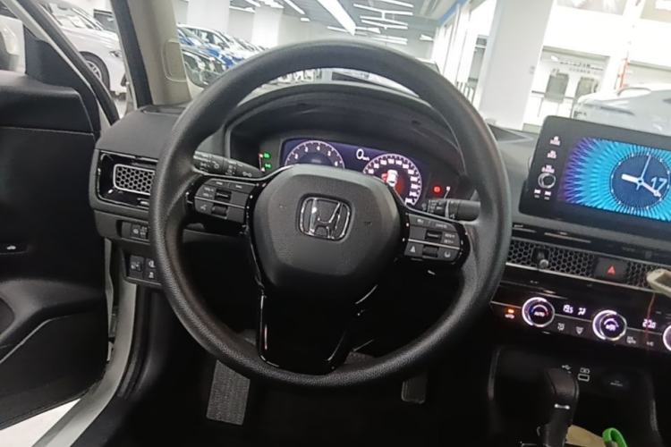 Used Honda Civic 2023 240TURBO CVT Dynamic Edition Steering Wheel