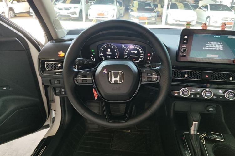 Used Honda Civic 2023 240TURBO CVT Dynamic Edition Steering Wheel