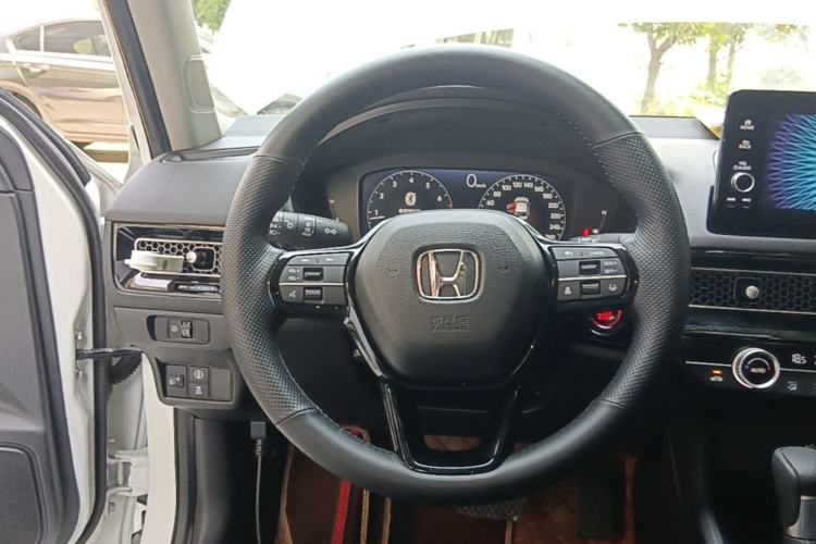 Used Honda Civic 2023 240TURBO CVT Dynamic Edition Steering Wheel