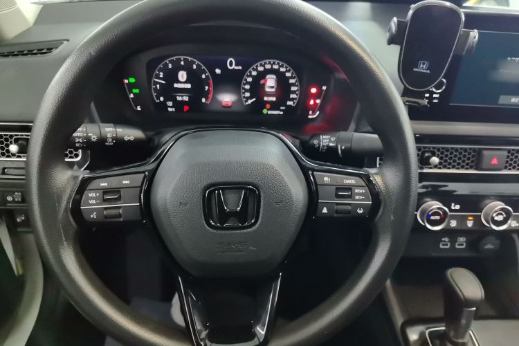Used Honda Civic 2023 240TURBO CVT Dynamic Edition Steering Wheel
