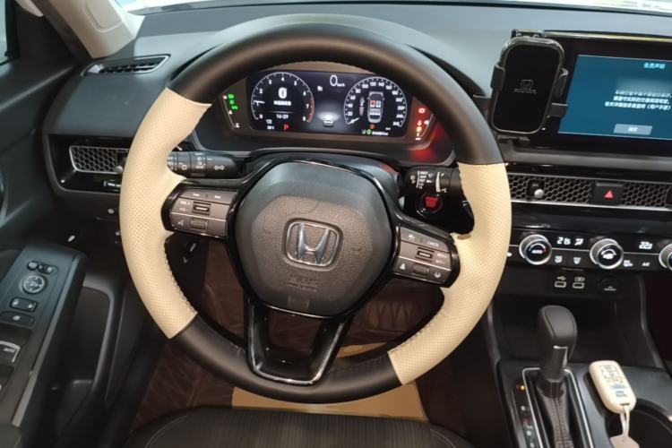 Used Honda Civic 2023 240TURBO CVT Dynamic Edition Steering Wheel
