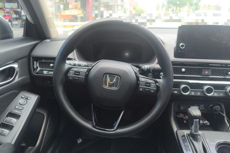 Used Honda Civic 2023 240TURBO CVT Dynamic · Center Stage Special Edition Steering Wheel