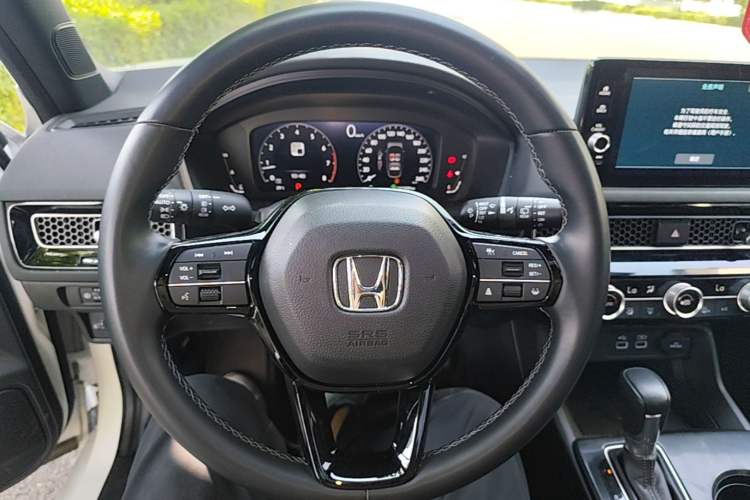 Used Honda Civic 2023 HATCHBACK 240TURBO CVT Extreme Edition Steering Wheel