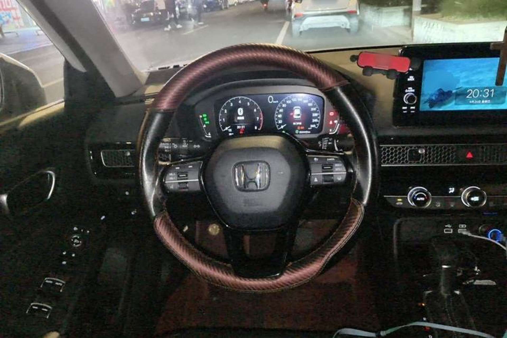 Used Honda Civic 2023 240TURBO CVT Dynamic · Center Stage Special Edition Steering Wheel