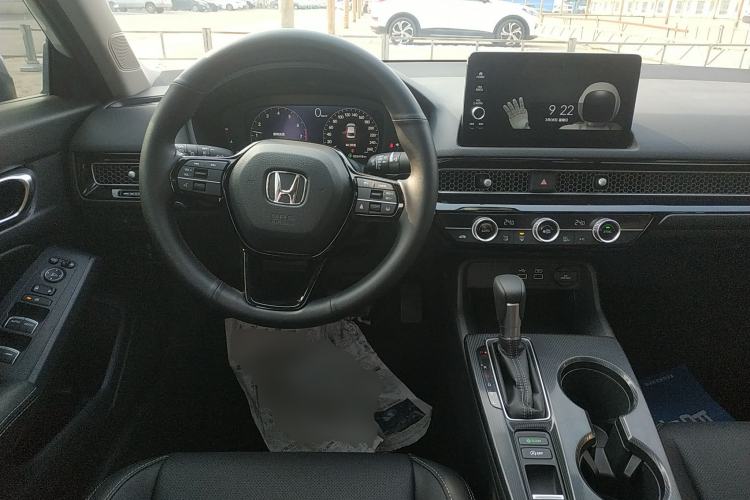 Used Honda Civic 2023 240TURBO CVT Dynamic Edition Steering Wheel