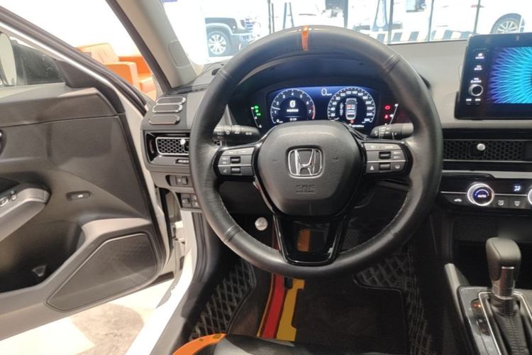 Used Honda Civic 2023 240TURBO CVT Dynamic Edition Steering Wheel