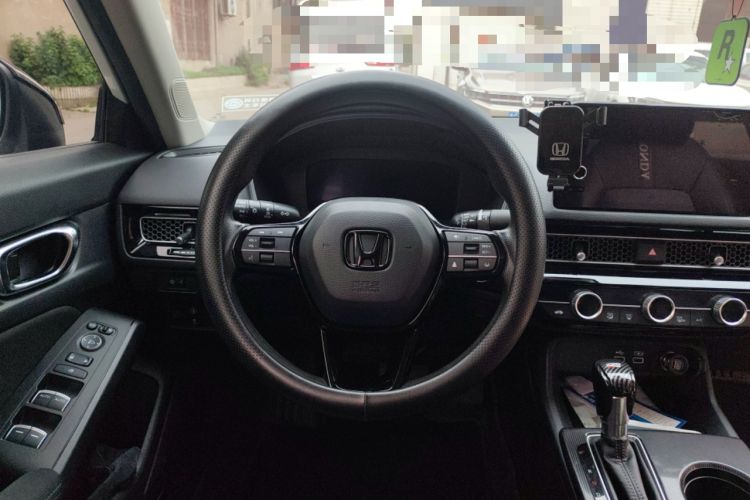 Used Honda Civic 2023 240TURBO CVT Dynamic Edition Steering Wheel