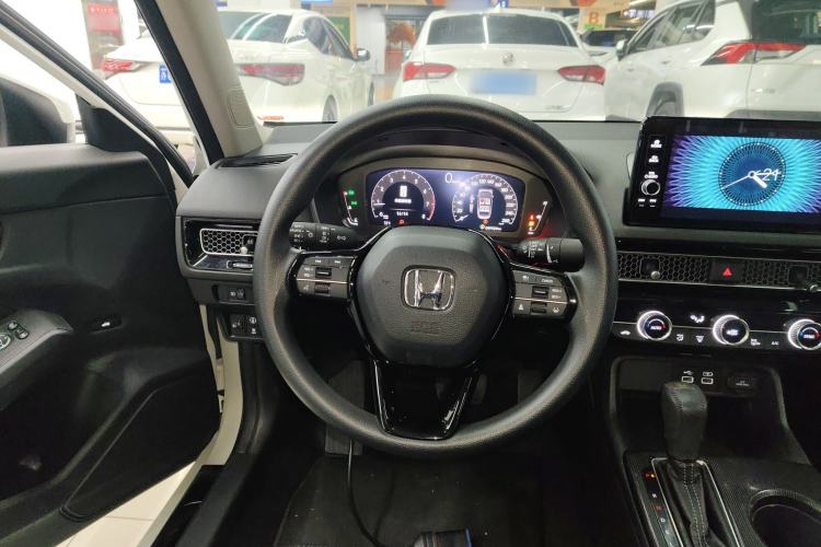 Used Honda Civic 2023 240TURBO CVT Dynamic · Center Stage Special Edition Steering Wheel