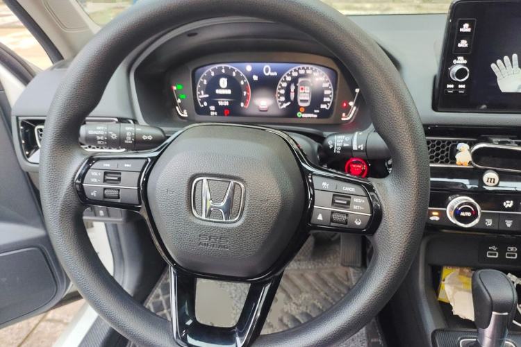 Used Honda Civic 2023 240TURBO CVT Dynamic · Center Stage Special Edition Steering Wheel