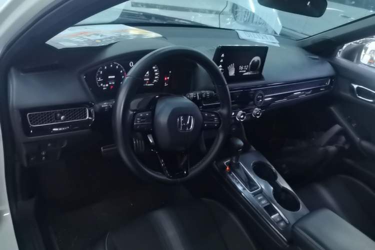 Used Honda Civic 2023 HATCHBACK 240TURBO CVT Extreme Edition Steering Wheel