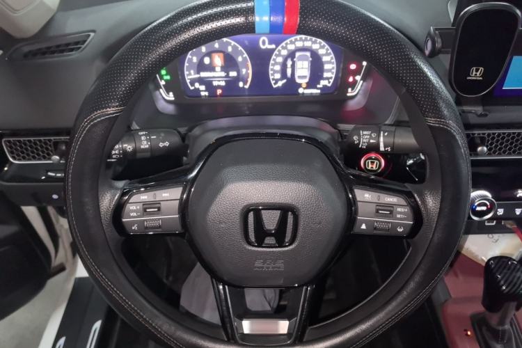 Used Honda Civic 2023 240TURBO CVT Dynamic Edition Steering Wheel