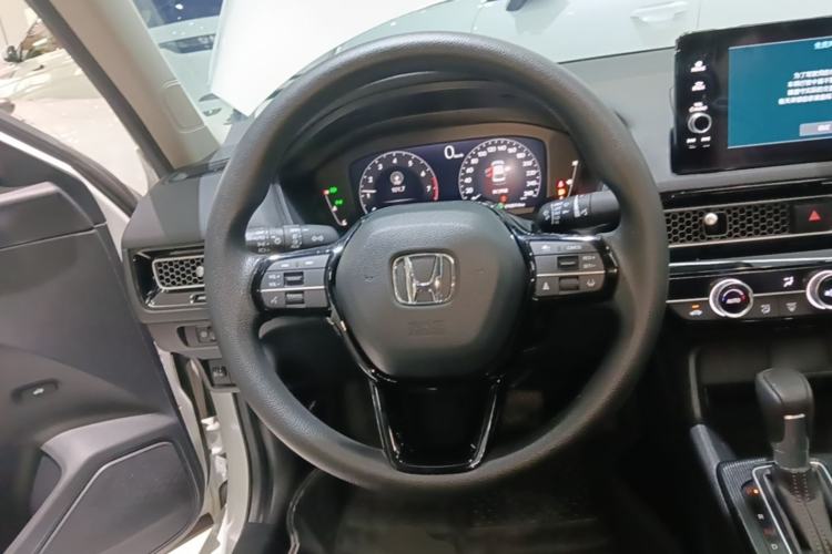 Used Honda Civic 2023 240TURBO CVT Dynamic Edition Steering Wheel