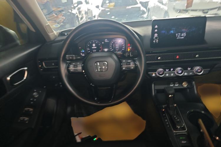 Used Honda Civic 2023 240TURBO CVT Dynamic Edition Steering Wheel