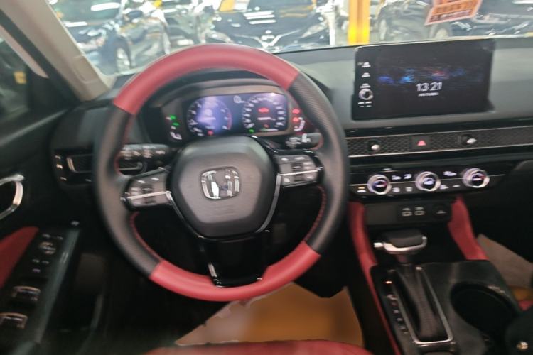 Used Honda Civic 2023 240TURBO CVT Dynamic Edition Steering Wheel