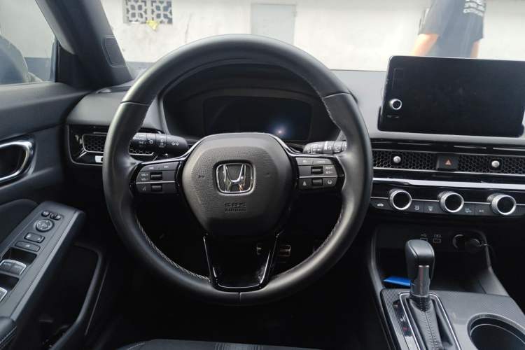 Used Honda Civic 2023 HATCHBACK 240TURBO CVT Extreme Edition Steering Wheel