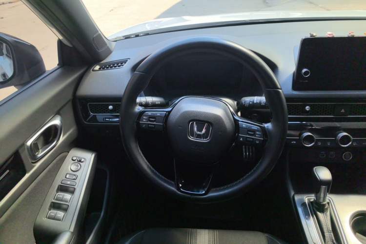 Used Honda Civic 2023 HATCHBACK 240TURBO CVT Extreme Edition Steering Wheel