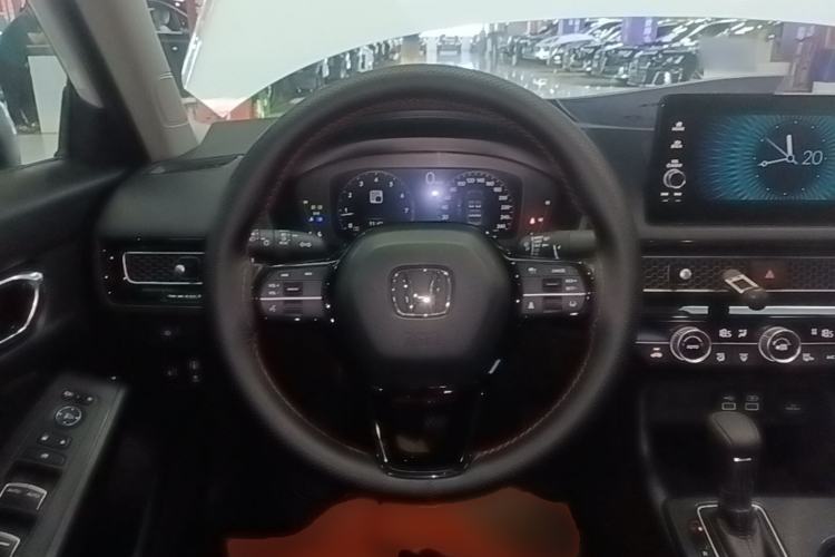 Used Honda Civic 2023 240TURBO CVT Dynamic Edition Steering Wheel