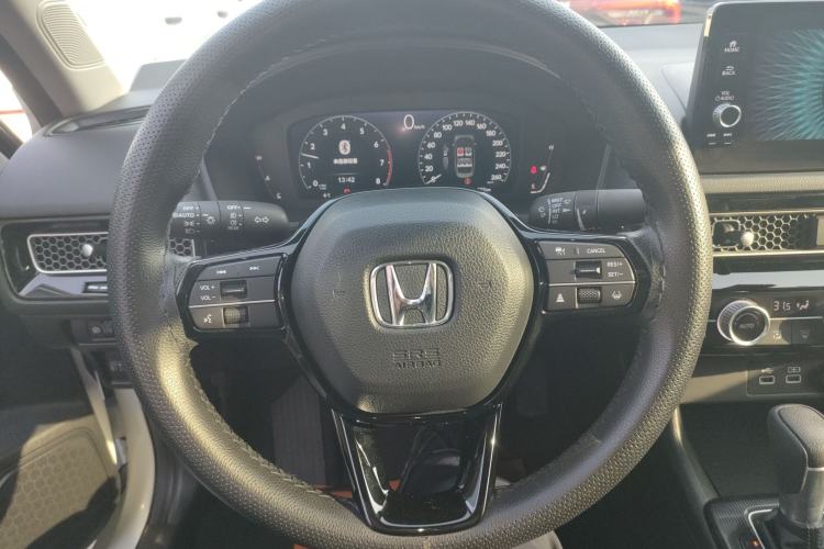 Used Honda Civic 2023 240TURBO CVT Dynamic Edition Steering Wheel