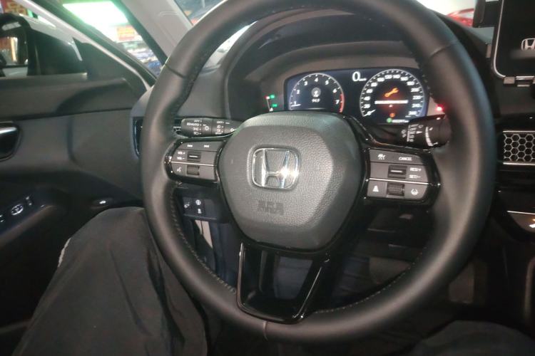 Used Honda Civic 2023 240TURBO CVT Dynamic Edition Steering Wheel
