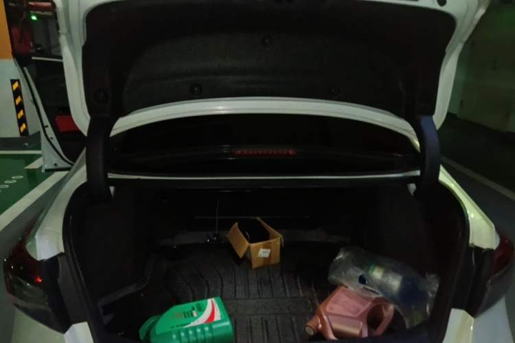 Used Honda Civic 2023 240TURBO CVT Dynamic Edition Trunk