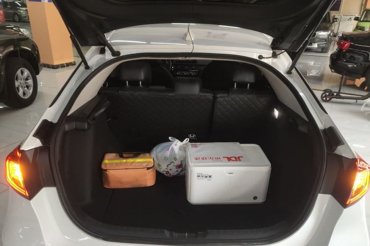Used Honda Civic 2023 HATCHBACK 240TURBO CVT Zhiyue Edition Trunk