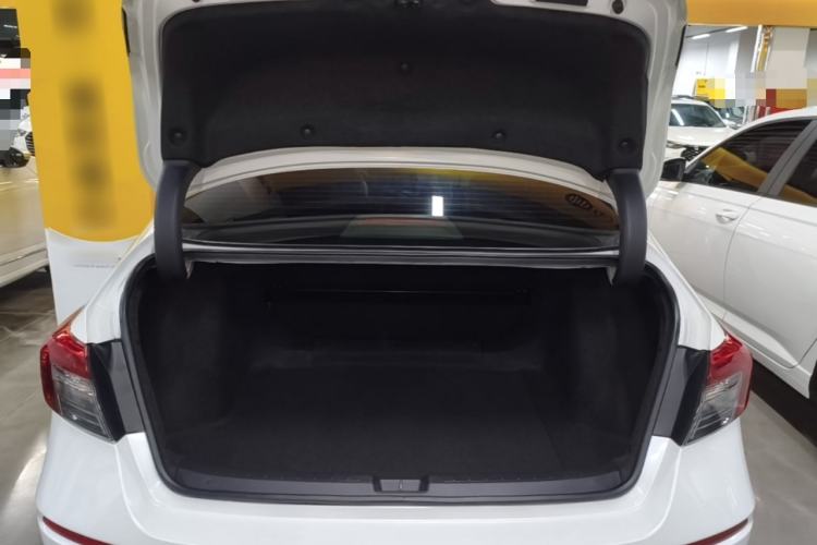 Used Honda Civic 2023 240TURBO CVT Dynamic Edition Trunk