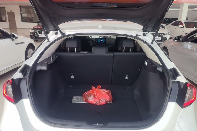 Used Honda Civic 2023 HATCHBACK 240TURBO CVT Zhiyue Edition Trunk