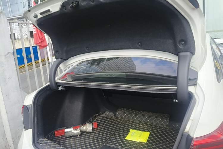 Used Honda Civic 2023 240TURBO CVT Dynamic Edition Trunk