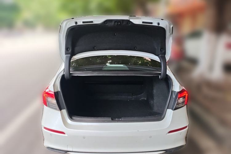 Used Honda Civic 2023 2.0L eHEV Sharp Edition Trunk