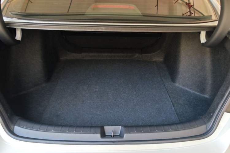 Used Honda Civic 2023 240TURBO CVT Dynamic Edition Trunk