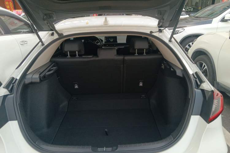 Used Honda Civic 2023 HATCHBACK 240TURBO CVT Zhiyue Edition Trunk