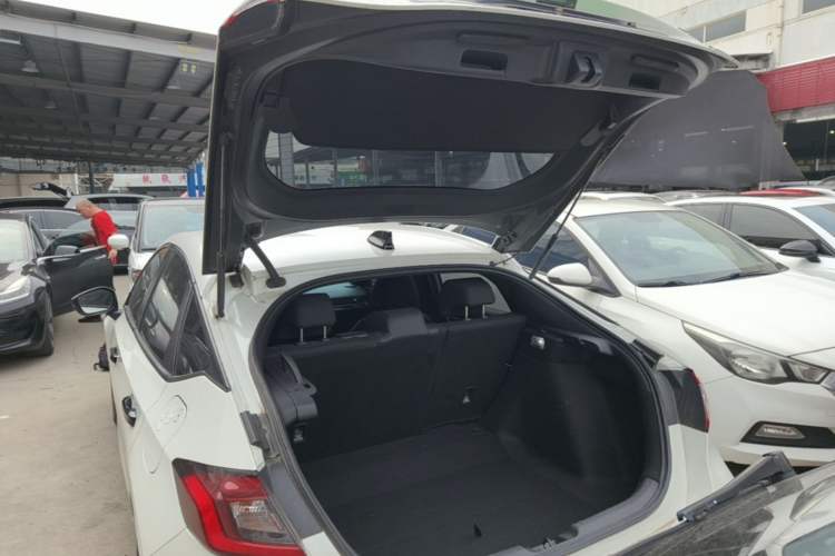 Used Honda Civic 2023 HATCHBACK 240TURBO CVT Extreme Edition Trunk