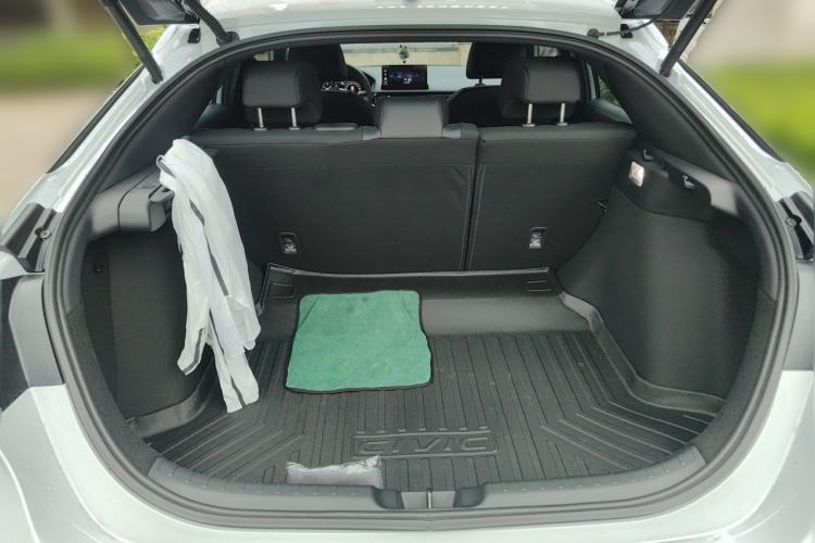 Used Honda Civic 2023 HATCHBACK 2.0L eHEV Extreme Control Edition Trunk