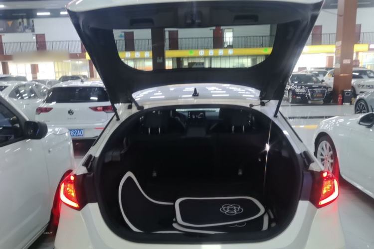 Used Honda Civic 2023 HATCHBACK 240TURBO CVT Extreme Edition Trunk