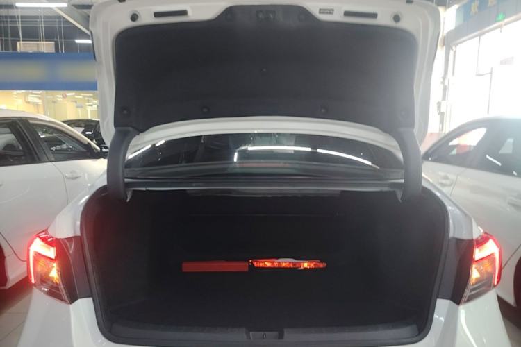 Used Honda Civic 2023 240TURBO CVT Dynamic Edition Trunk