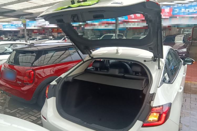 Used Honda Civic 2023 HATCHBACK 240TURBO CVT Zhiyue Edition Trunk