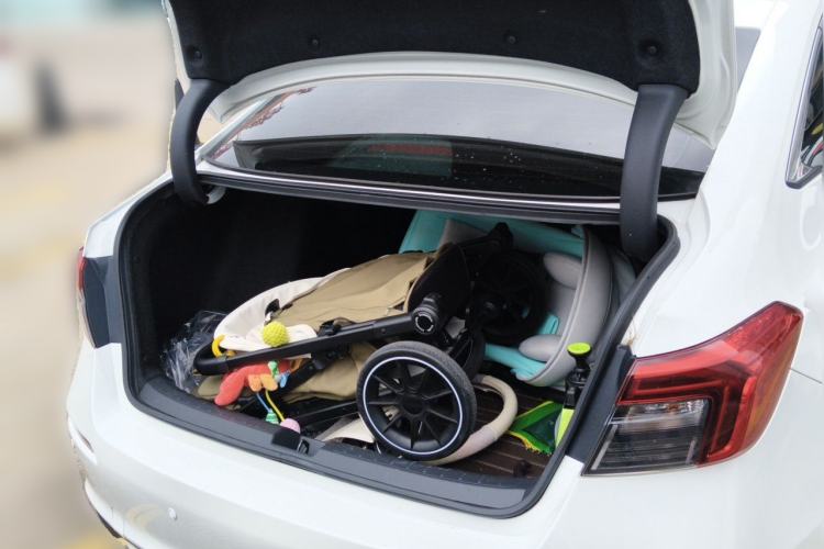 Used Honda Civic 2023 240TURBO CVT Dynamic Edition Trunk