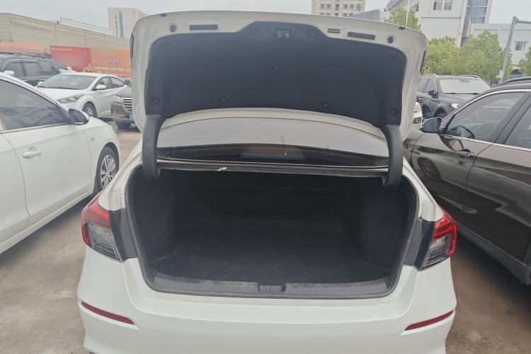 Used Honda Civic 2023 240TURBO CVT Dynamic Edition Trunk