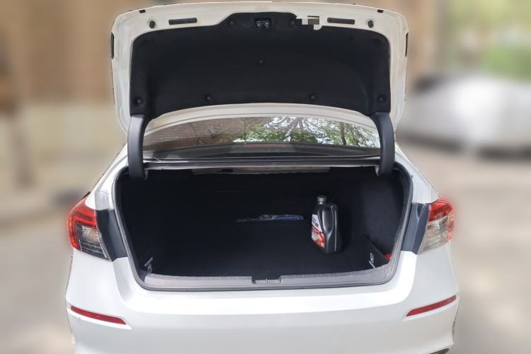 Used Honda Civic 2023 240TURBO CVT Dynamic Edition Trunk